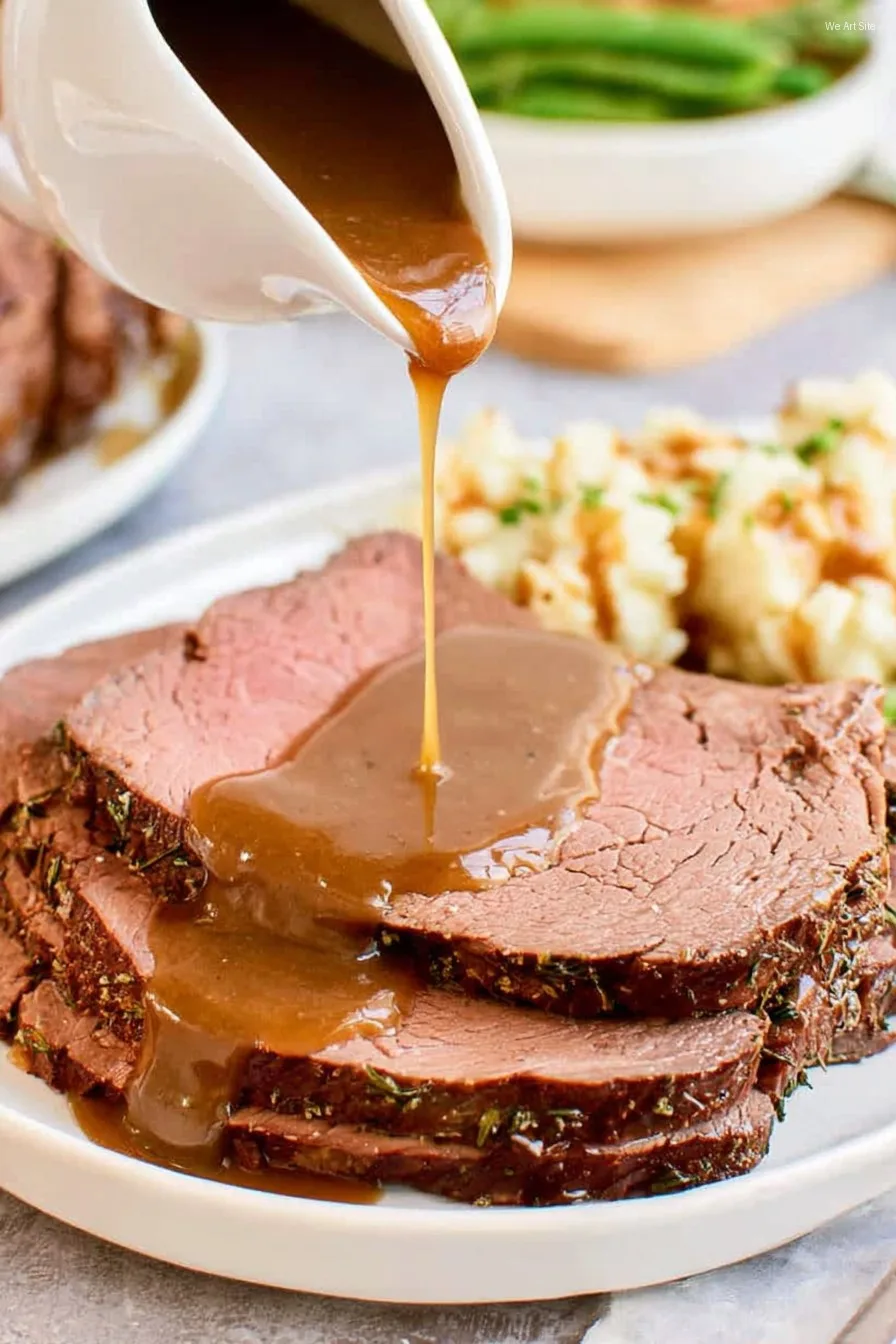 Tender Eye of Round Roast Beef with Gravy