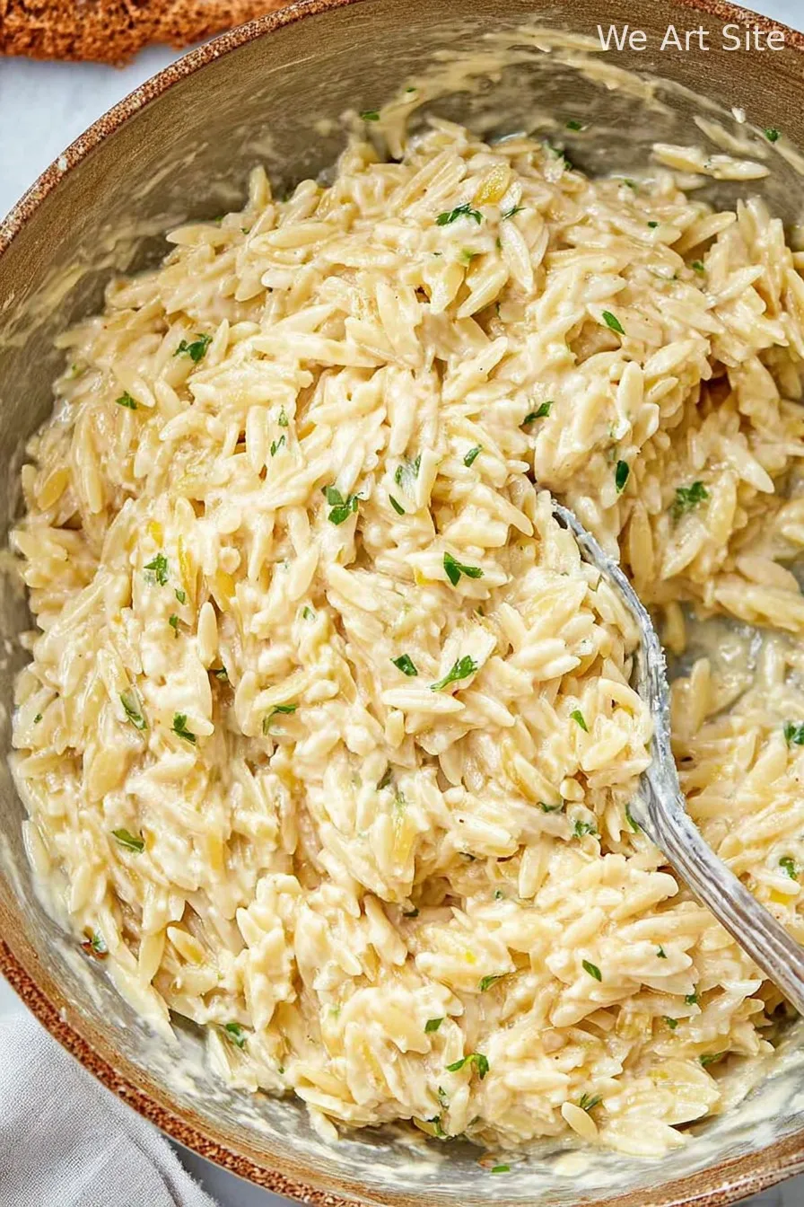15 Minute Creamy Garlic Parmesan Orzo