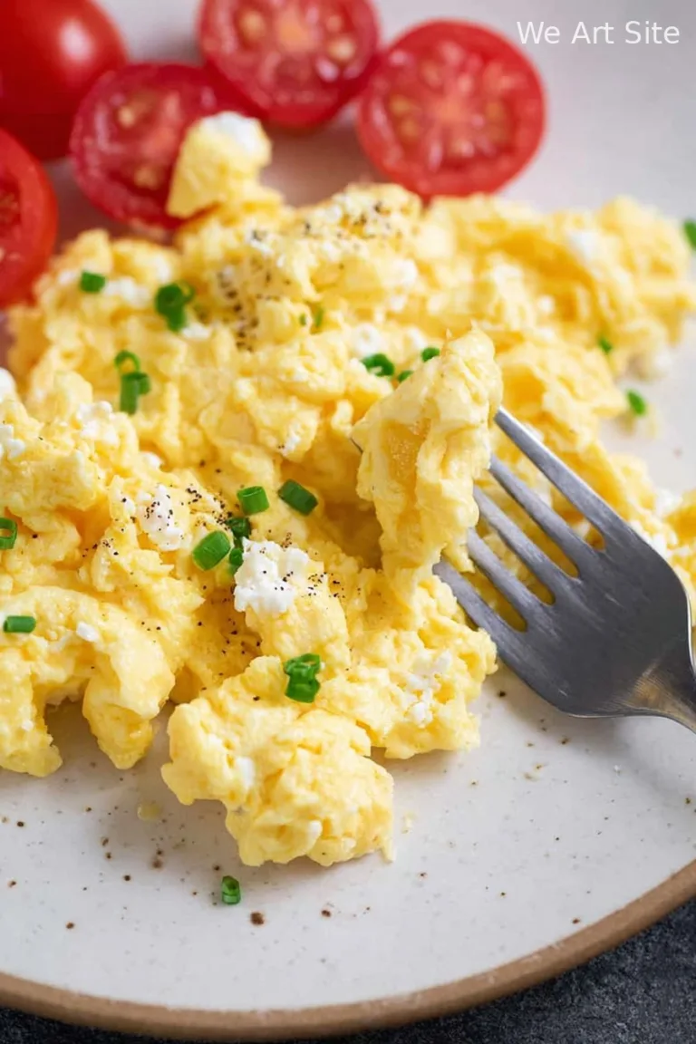 Scrambled Eggs with Cottage Cheese